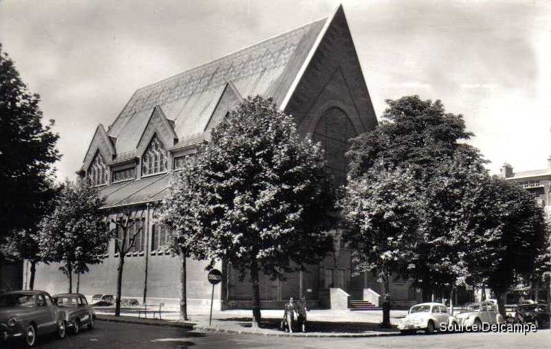 92 Suresnes L Eglise.jpg